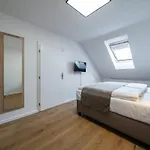 Family Room With 2 Bedrooms For Up To 4 People
