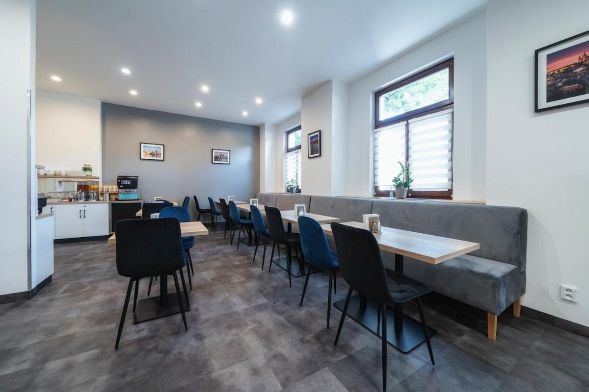 Family With 2 Bedrooms For Up To 4 People * Praga
